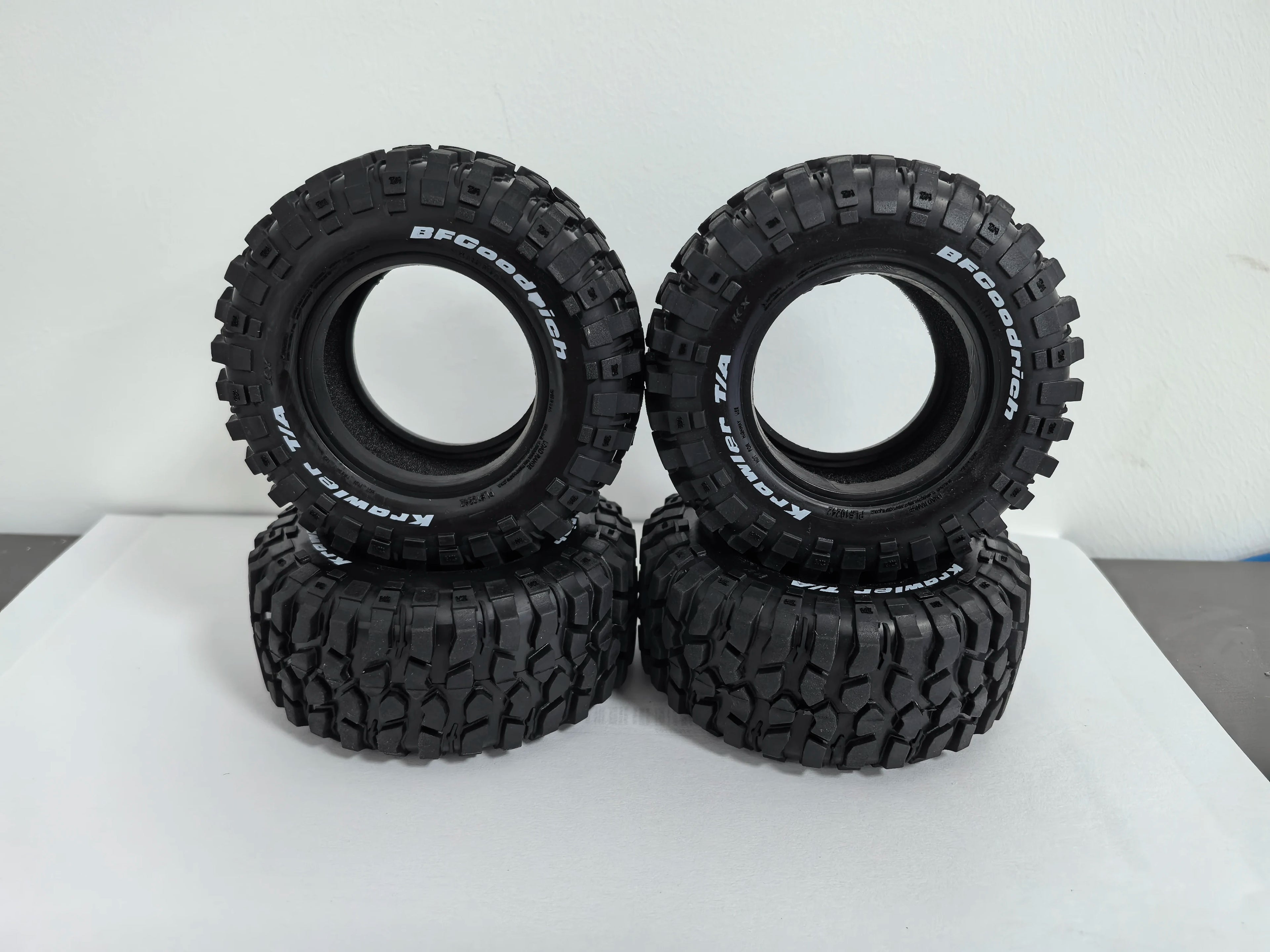 98mm 1.9" Rubber Tire w/Foam