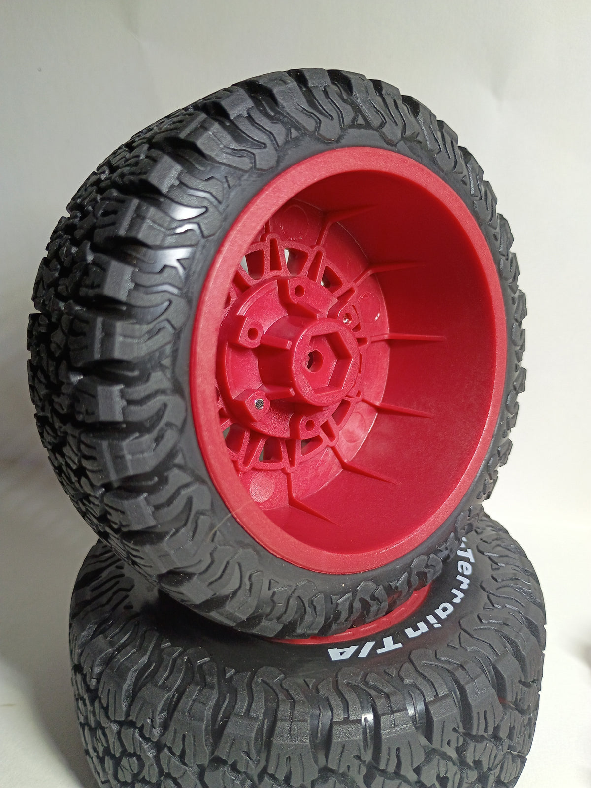 Multi-Hex 1:10 Scale RC Short Course Truck & Desert Crawler Tires with Detachable 12mm/14mm/17mm Hub Adapters (1 Pair)